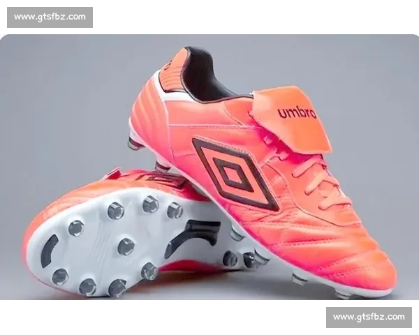 专业足球用品选购指南与训练装备全面解析打造高效比赛与日常练习方案